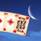 crescent solitaire